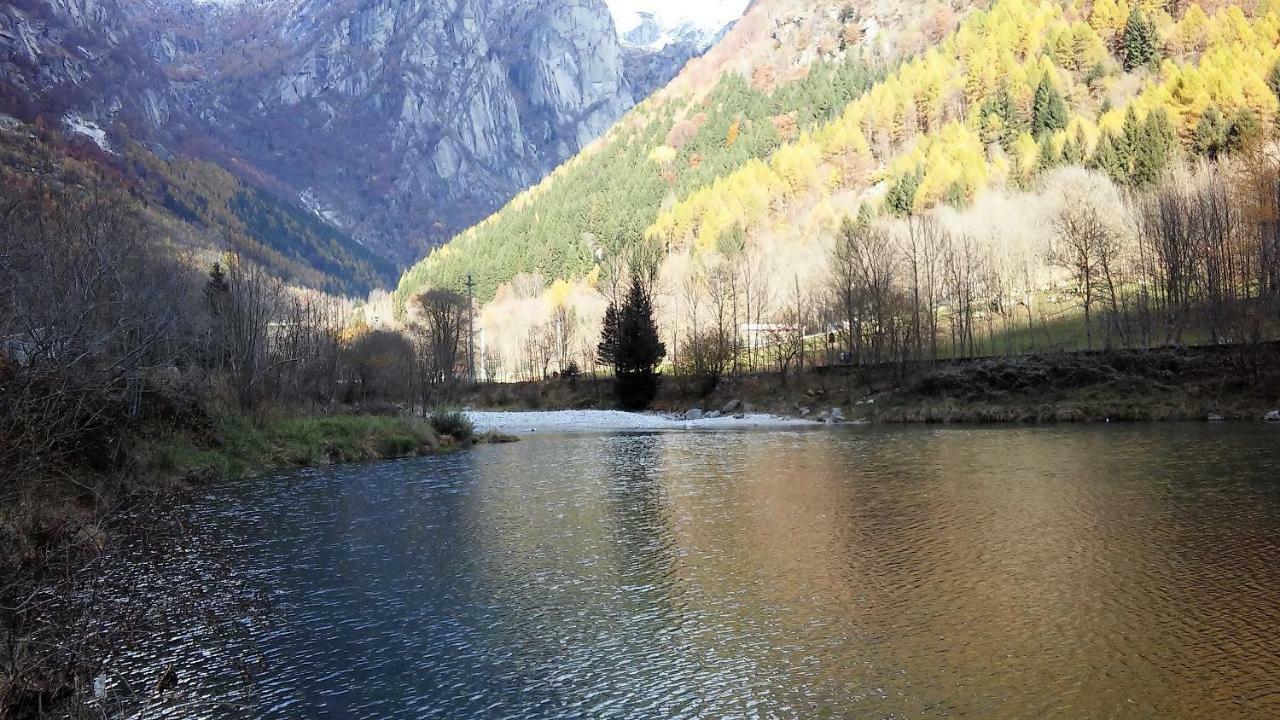 Hotel Ristorante Sasso Remenno Val Masino Екстериор снимка