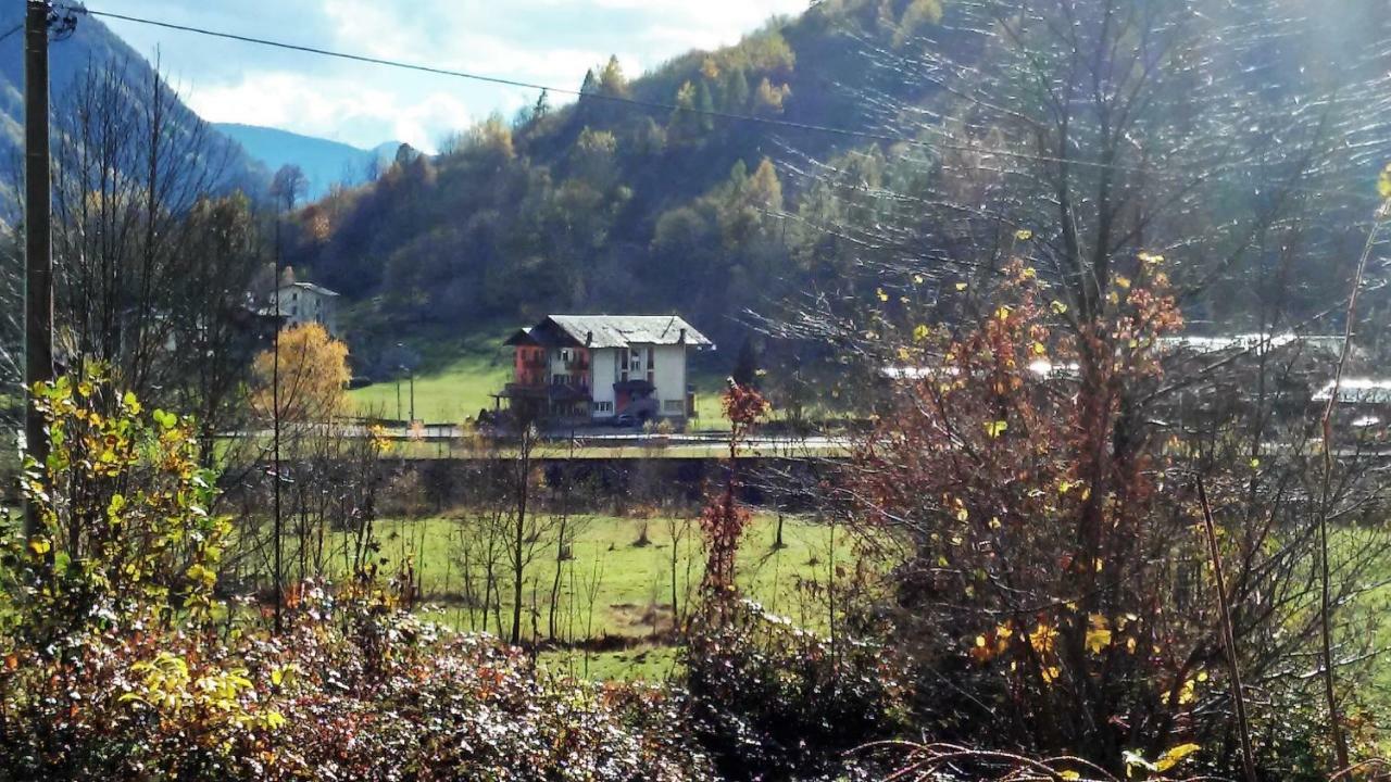 Hotel Ristorante Sasso Remenno Val Masino Екстериор снимка